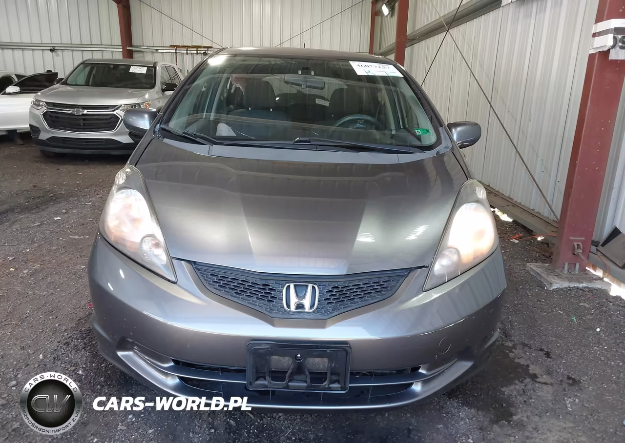 2013 Honda Fit VIN:JHMGE8H30DC051899 - 12