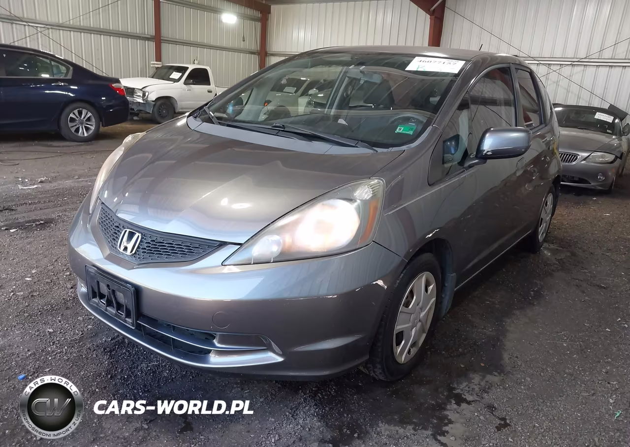 2013 Honda Fit VIN:JHMGE8H30DC051899 - 2