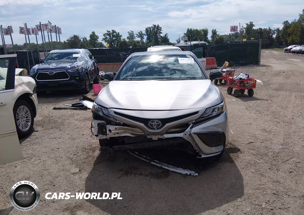 2022 Toyota Camry Xse Hybrid VIN:4T1K31AK6NU043792 - 13