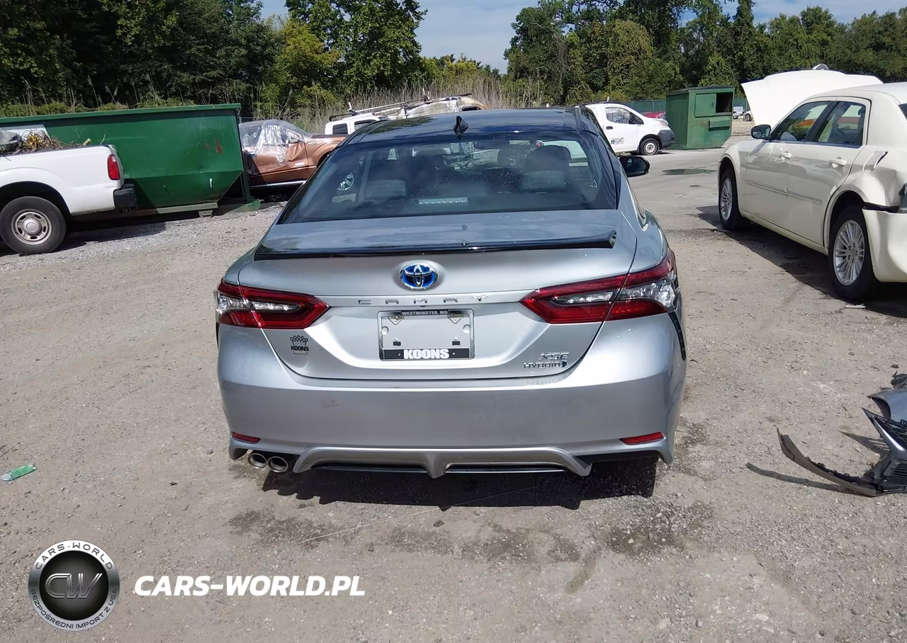 2022 Toyota Camry Xse Hybrid VIN:4T1K31AK6NU043792 - 17