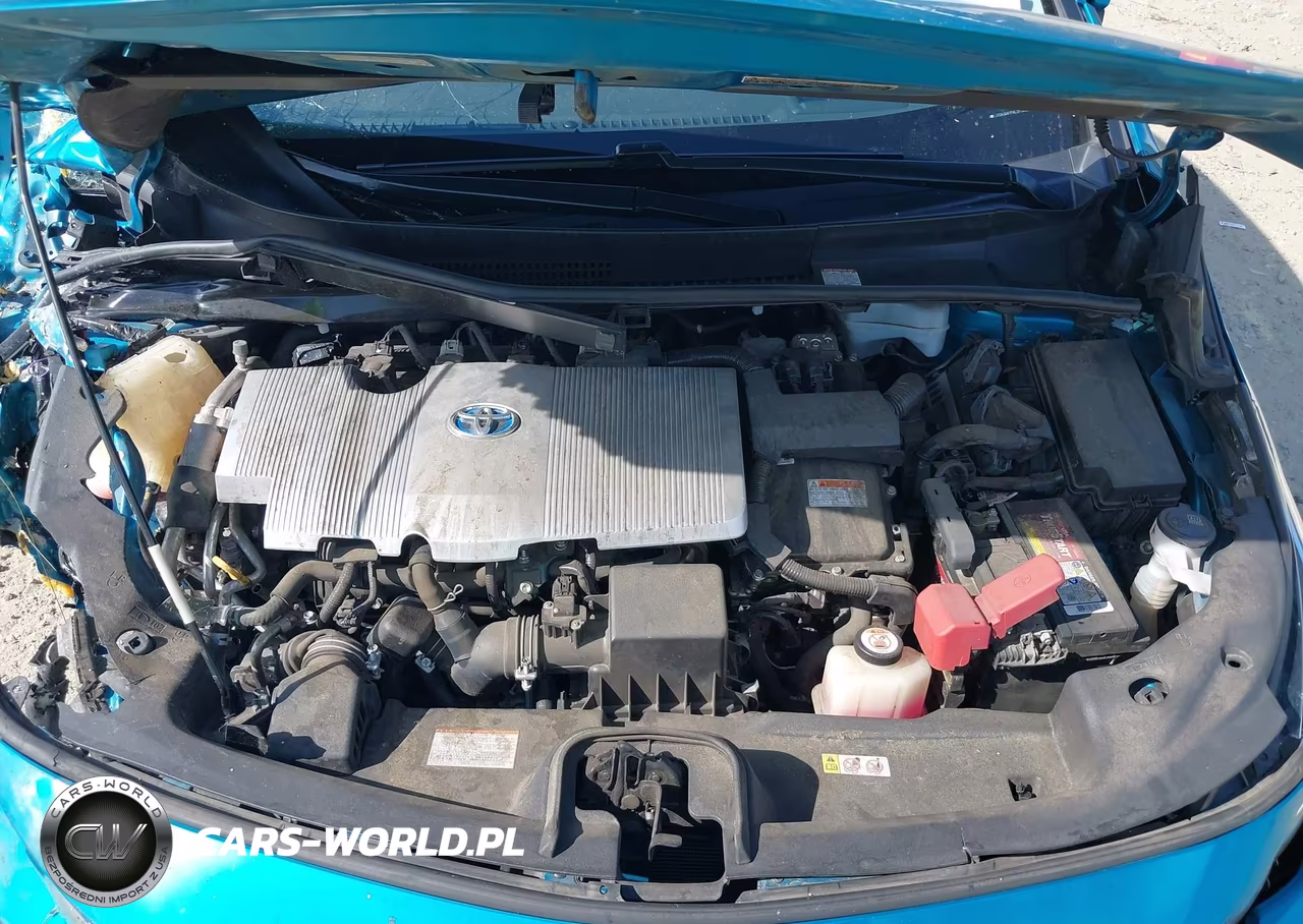 2020 Toyota Prius Prime Limited VIN:JTDKARFPXL3136556 - 10