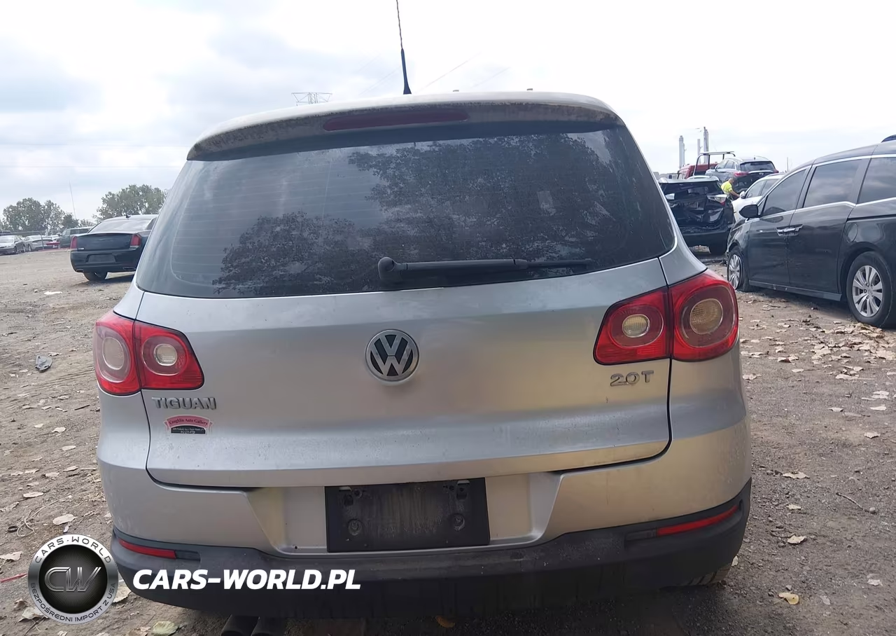 2010 Volkswagen Tiguan S VIN:WVGAV7AX9AW001023 - 17
