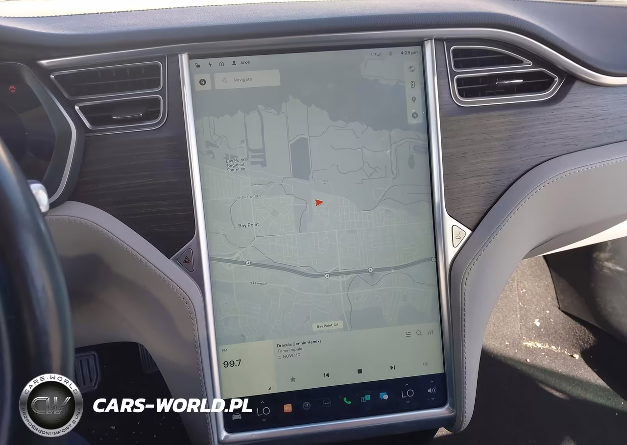 2014 Tesla Model S P85 VIN:5YJSA1H19EFP49901 - 18