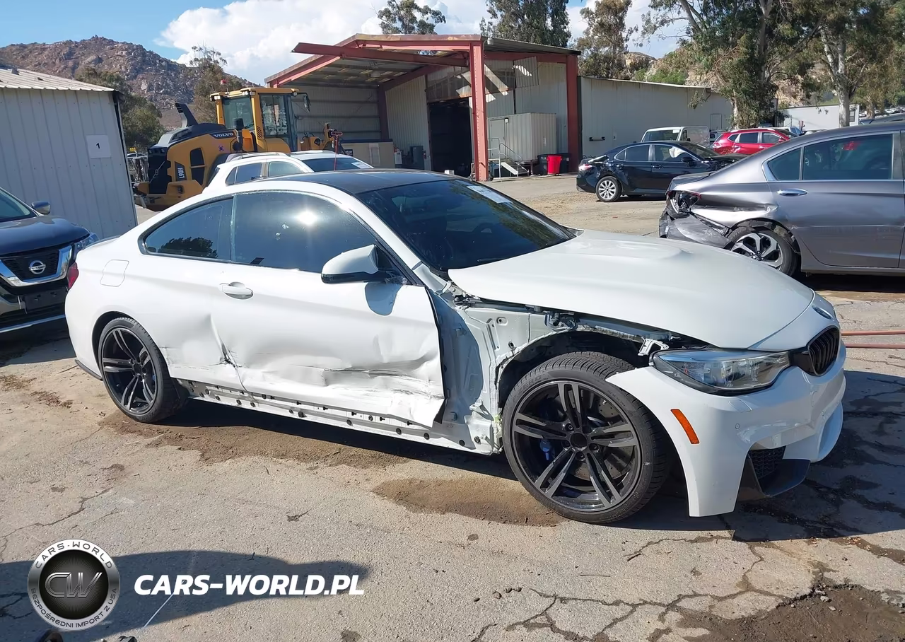 2016 BMW M4 VIN:WBS3R9C56GK338122 - 13