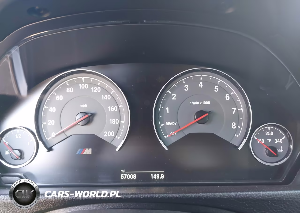 2016 BMW M4 VIN:WBS3R9C56GK338122 - 7