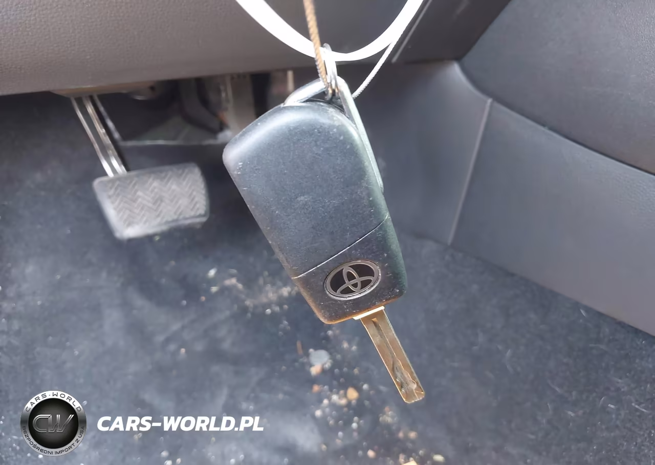 2020 Toyota Corolla Le VIN:JTDEPRAE4LJ116591 - 11