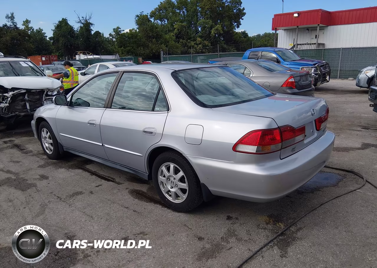 2002 Honda Accord 2.3 Se VIN:1HGCG56782A087851 - 3