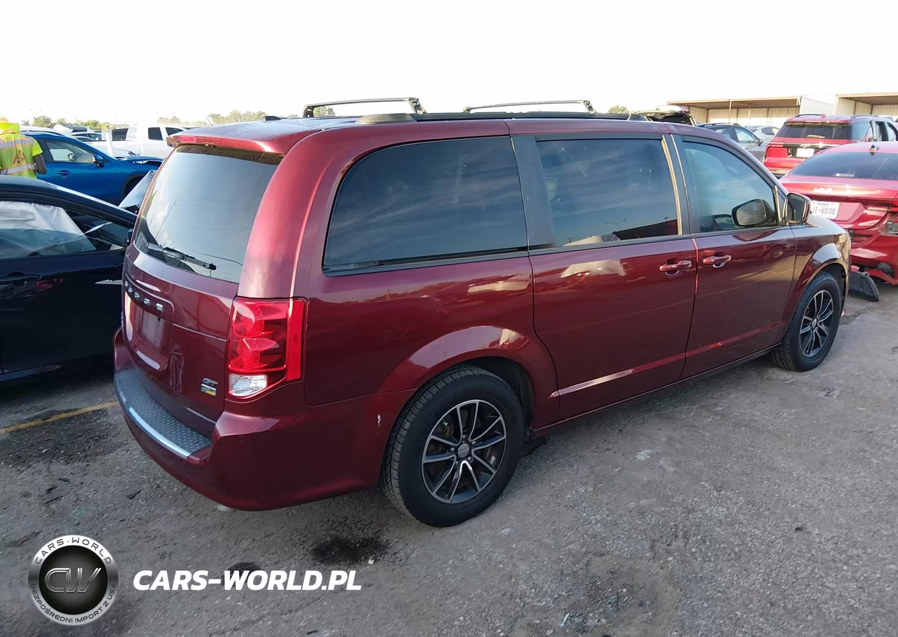 2019 Dodge Grand Caravan Gt VIN:2C4RDGEG2KR632260 - 4