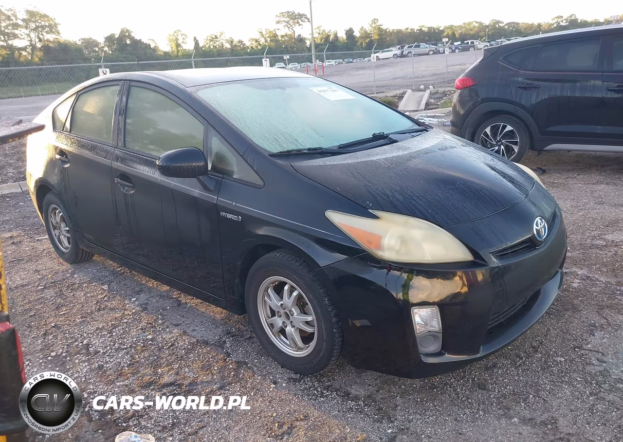 2011 Toyota Prius Two VIN:JTDKN3DU1B1439410 - 1