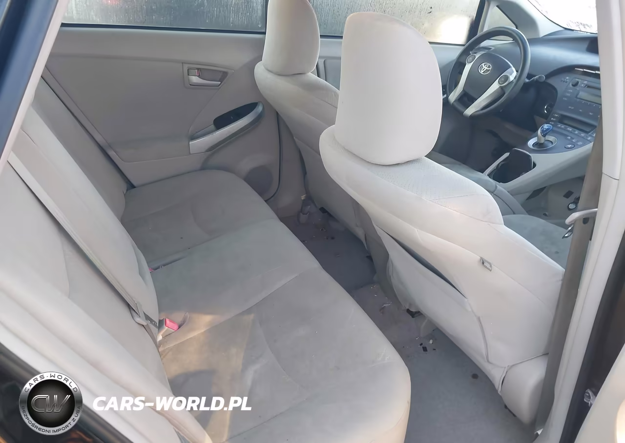 2011 Toyota Prius Two VIN:JTDKN3DU1B1439410 - 8