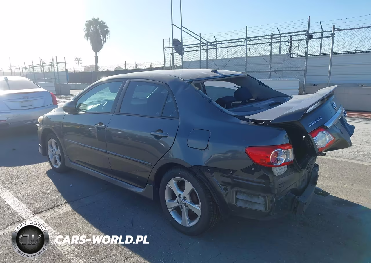 2012 Toyota Corolla S VIN:2T1BU4EEXCC809721 - 3