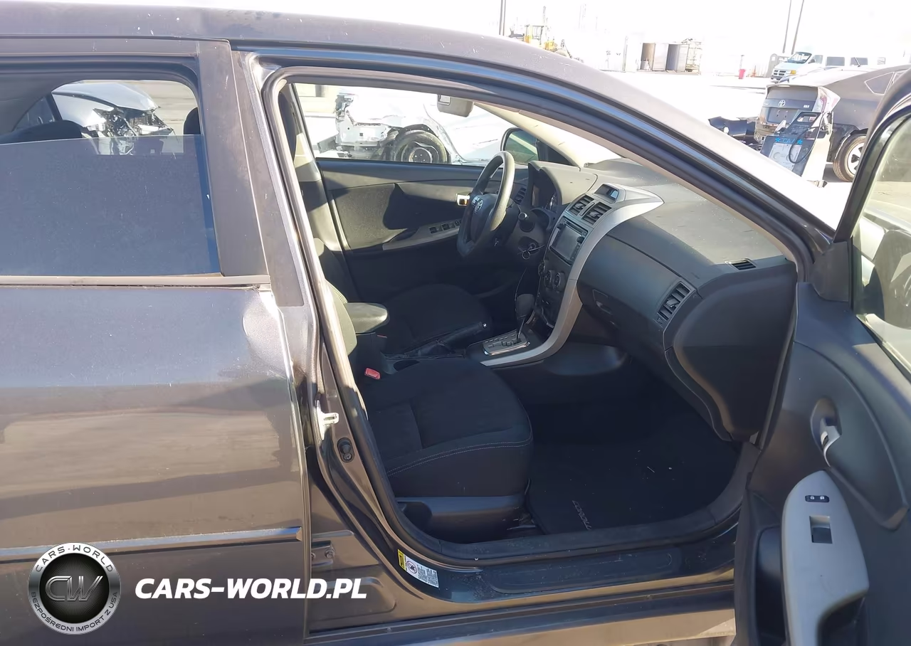 2012 Toyota Corolla S VIN:2T1BU4EEXCC809721 - 5