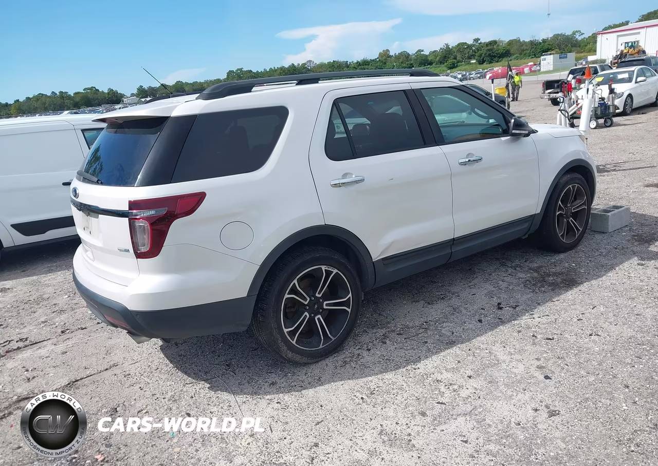 2014 Ford Explorer Sport VIN:1FM5K8GT5EGB71044 - 4