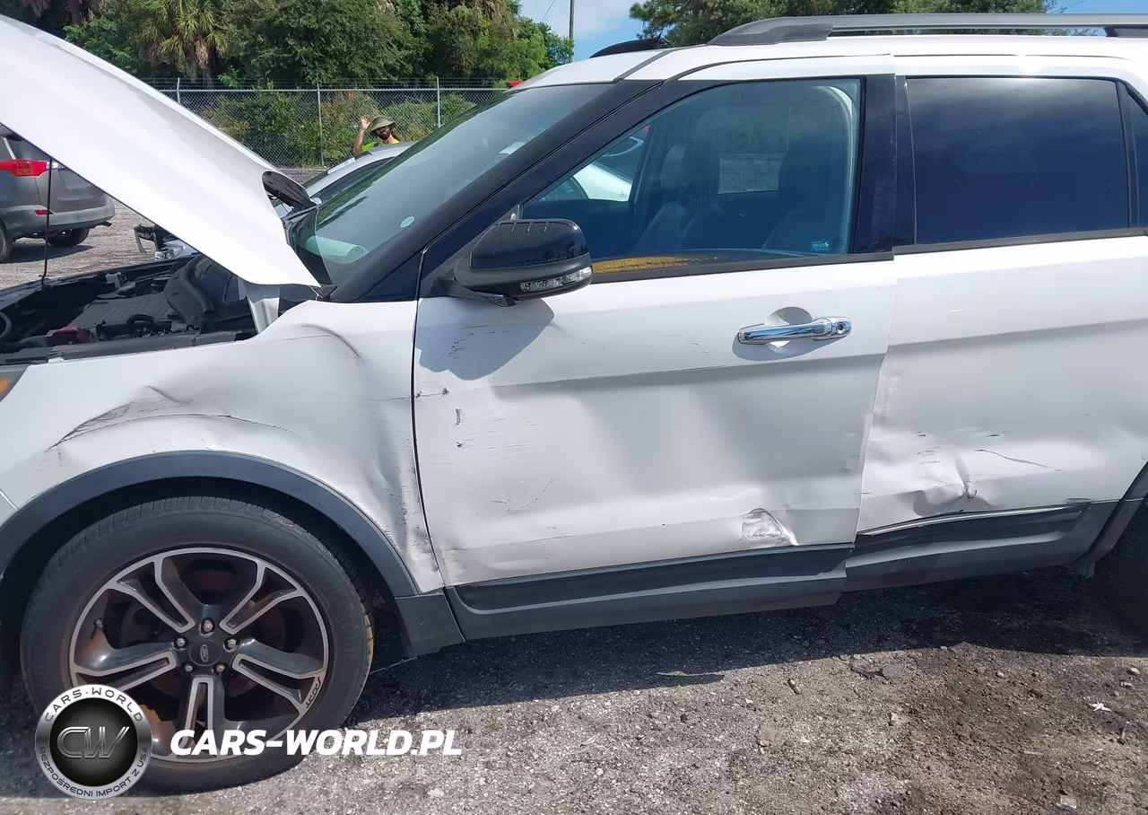 2014 Ford Explorer Sport VIN:1FM5K8GT5EGB71044 - 6
