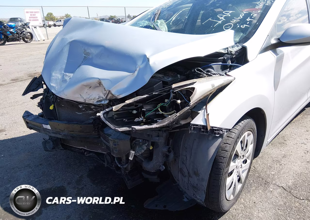 2012 Hyundai Elantra Gls VIN:5NPDH4AE0CH074604 - 6