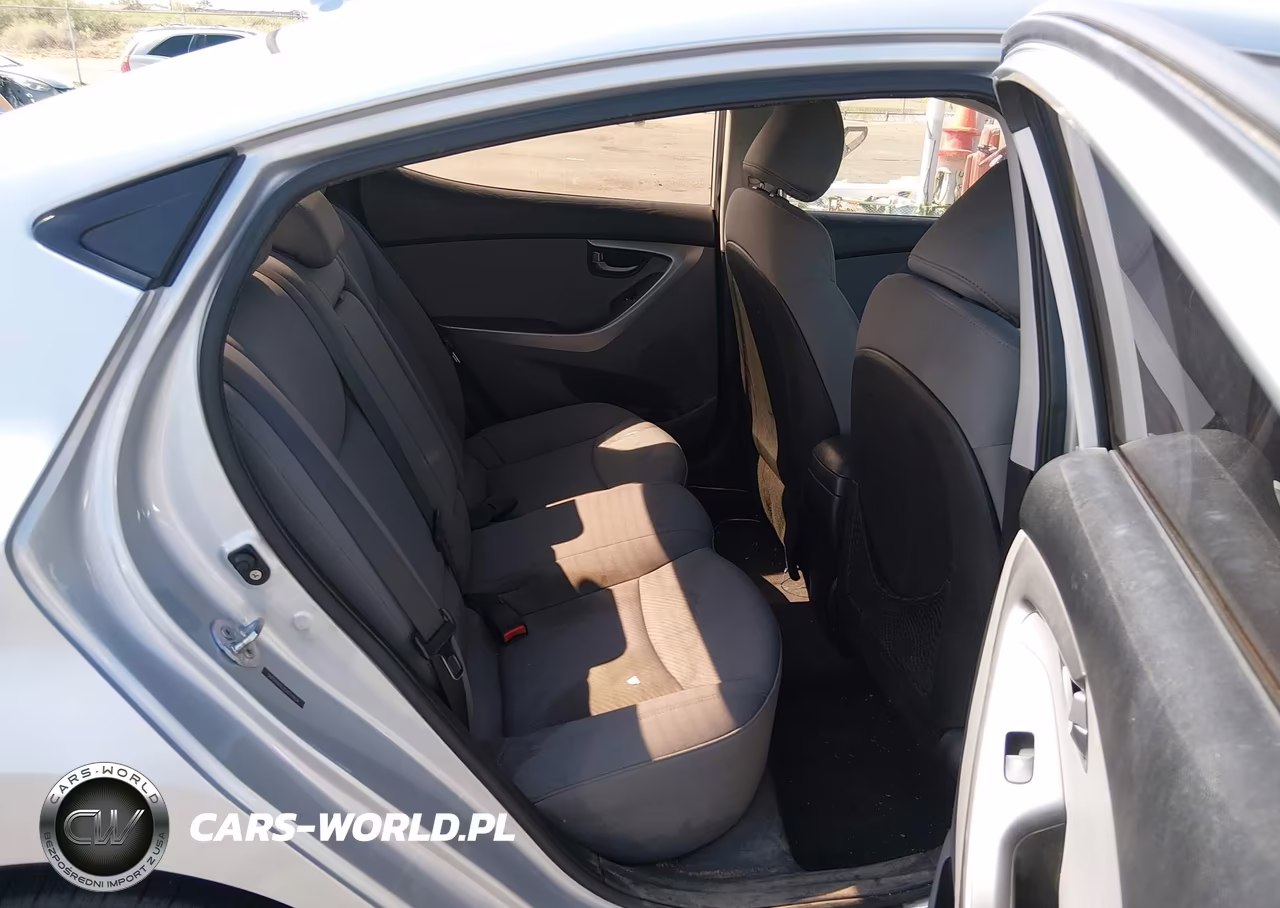 2012 Hyundai Elantra Gls VIN:5NPDH4AE0CH074604 - 8