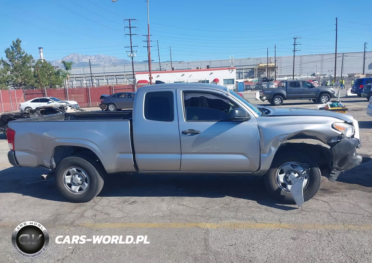 2018 Toyota Tacoma Sr VIN:5TFRX5GN3JX107313 - 13