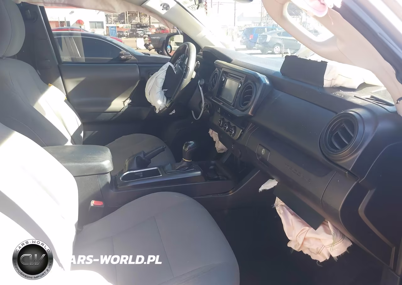 2018 Toyota Tacoma Sr VIN:5TFRX5GN3JX107313 - 5