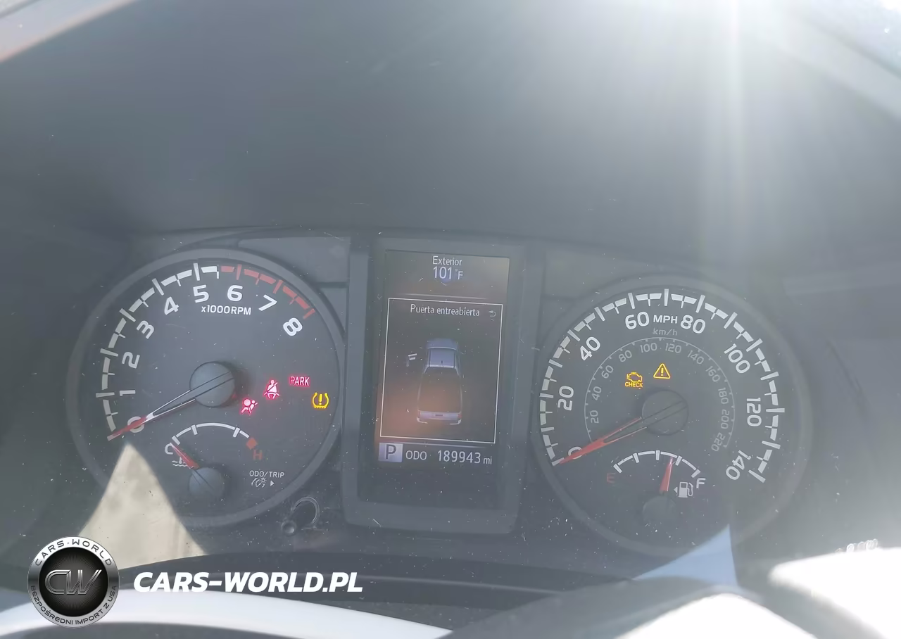 2018 Toyota Tacoma Sr VIN:5TFRX5GN3JX107313 - 7