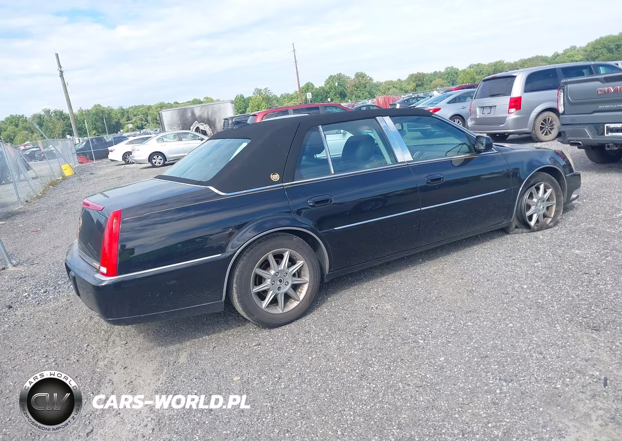 2011 Cadillac Dts Luxury Collection VIN:1G6KD5E69BU129957 - 4