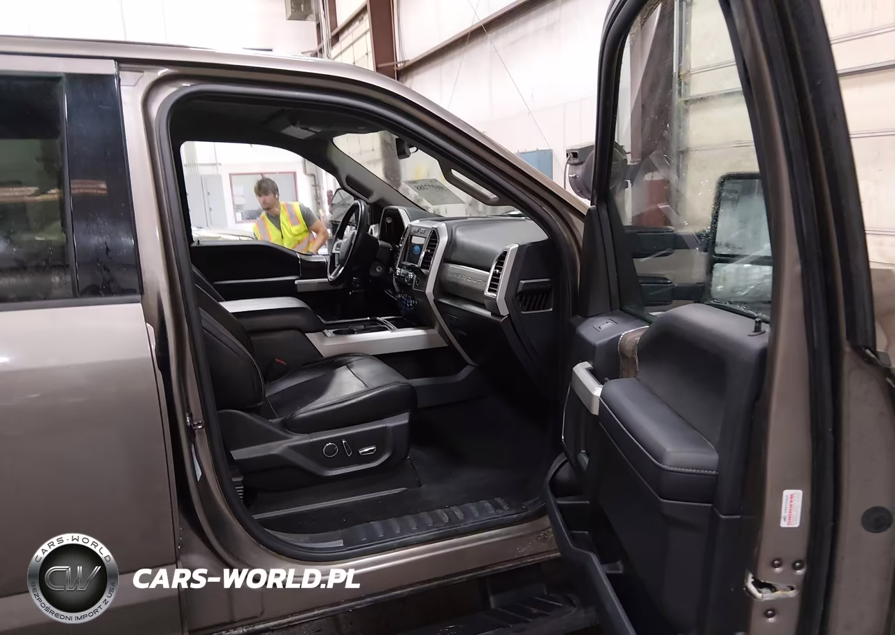 2018 Ford F-350 Lariat VIN:1FT8W3BT8JEB71853 - 5