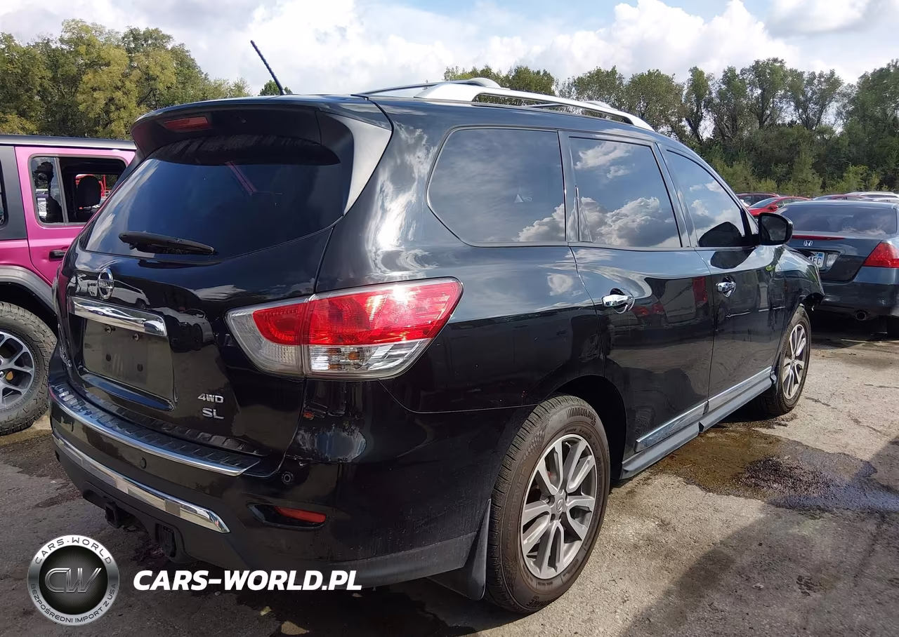 2015 Nissan Pathfinder Sl VIN:5N1AR2MM9FC645946 - 4