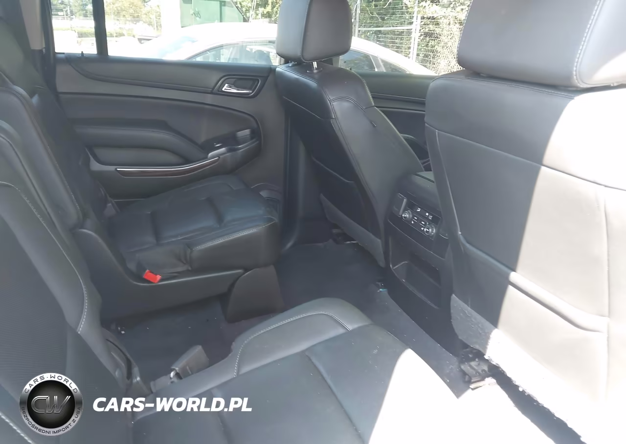 2019 GMC Yukon Xl Slt VIN:1GKS2GKC8KR167745 - 8