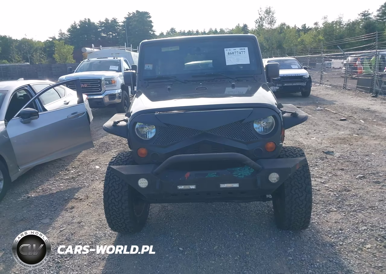 2013 Jeep Wrangler Unlimited Sahara VIN:1C4BJWEG0DL689542 - 12
