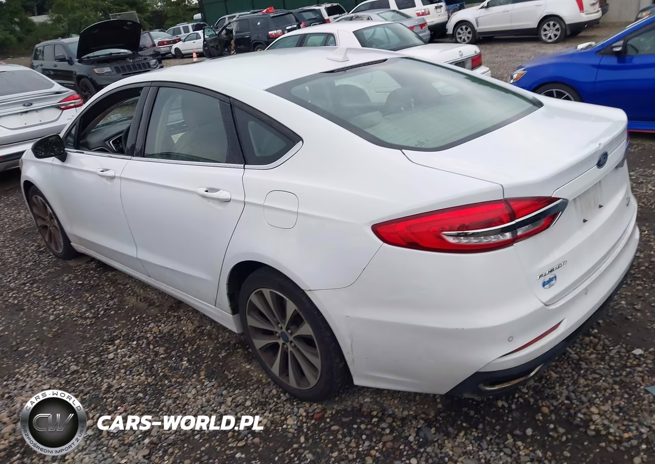 2019 Ford Fusion Se VIN:3FA6P0T94KR158334 - 3