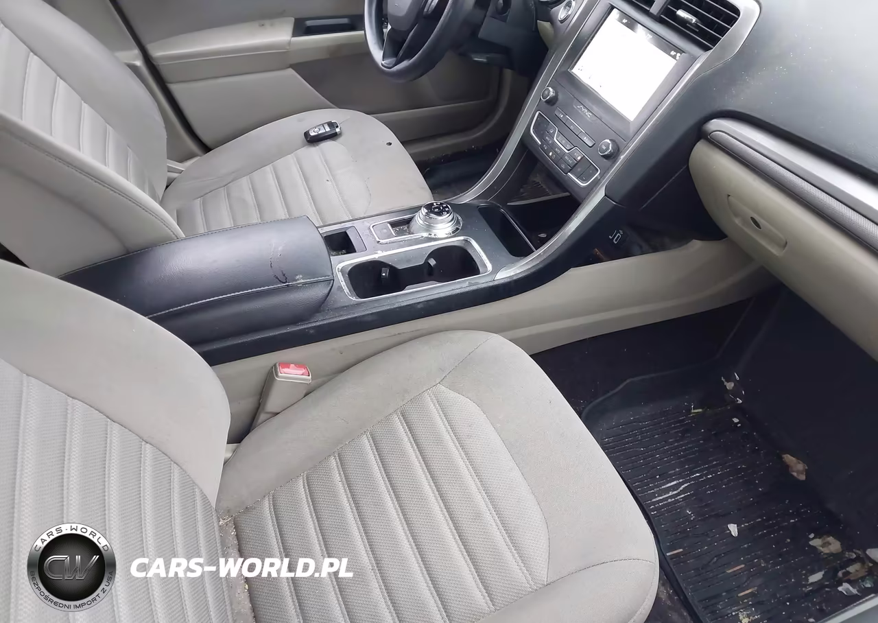 2019 Ford Fusion Se VIN:3FA6P0T94KR158334 - 5