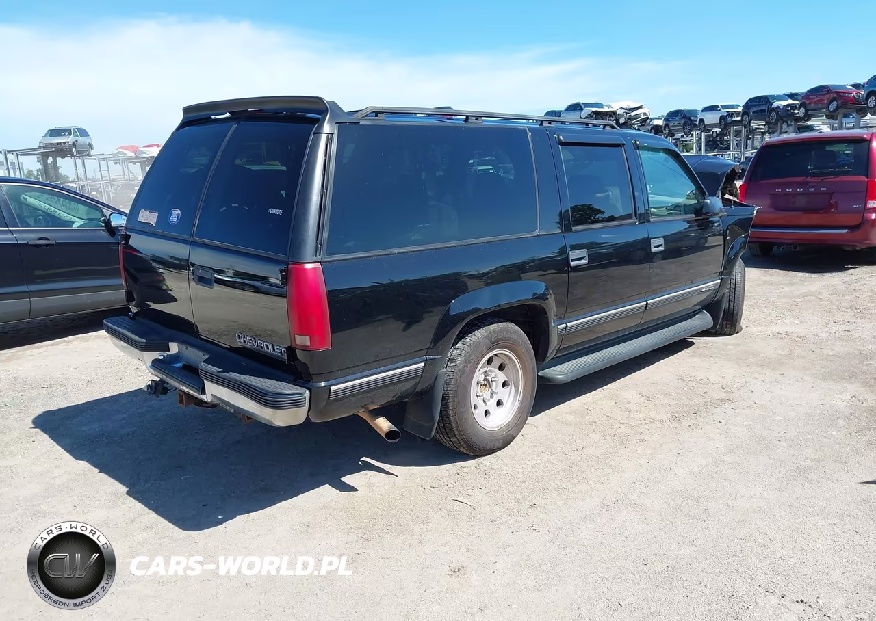 1996 Chevrolet Suburban K1500 VIN:1GNFK16R5TJ416065 - 4