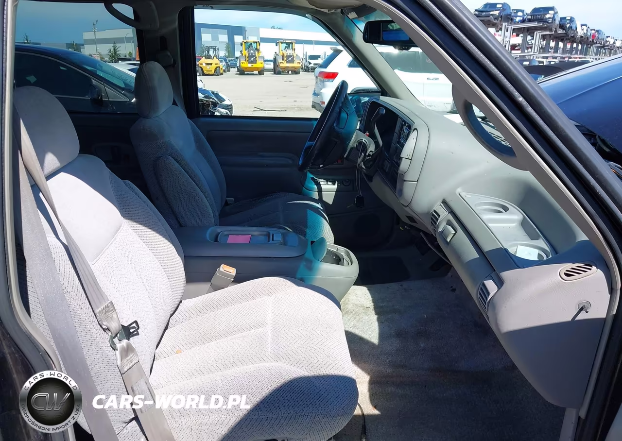 1996 Chevrolet Suburban K1500 VIN:1GNFK16R5TJ416065 - 5