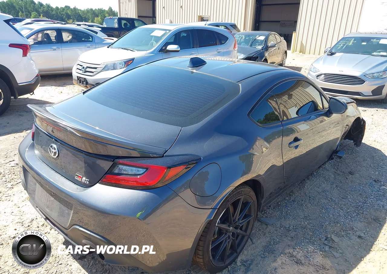 2025 Toyota Gr86 Premium VIN:JF1ZNBE10S9760360 - 4
