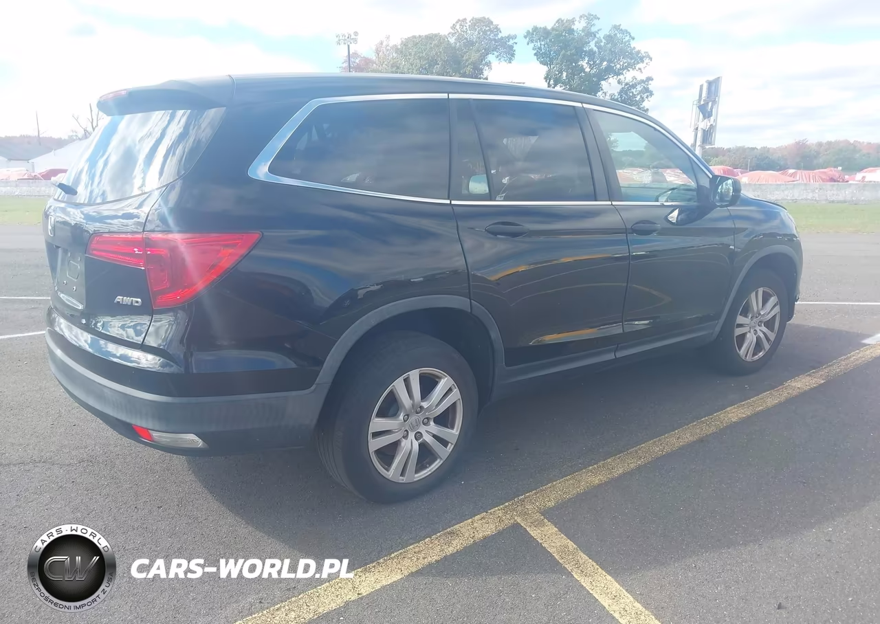 2018 Honda Pilot Lx VIN:5FNYF6H13JB042716 - 4