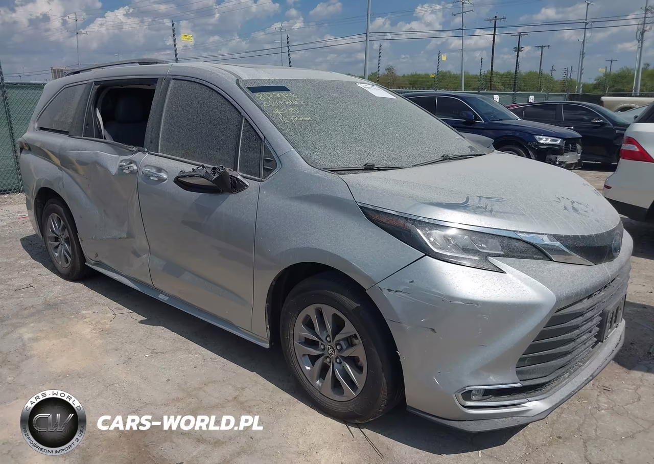 2023 Toyota Sienna Xle