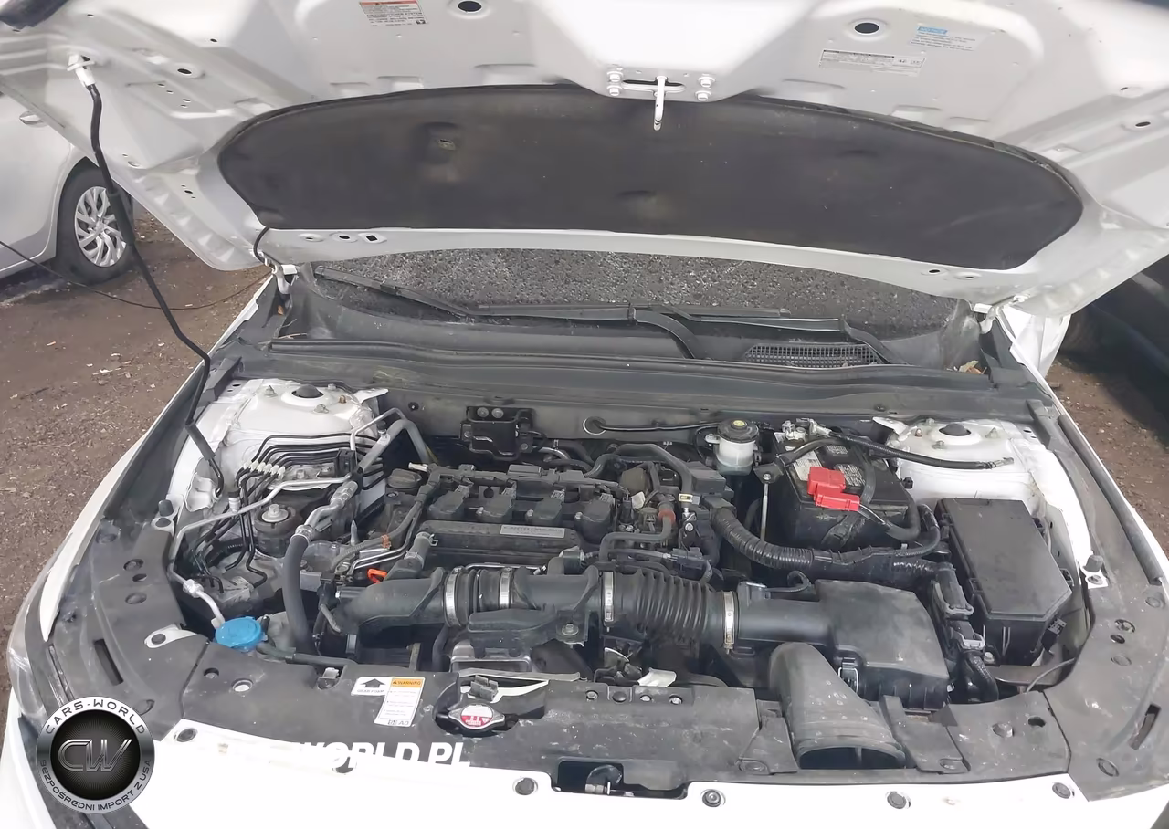 2018 Honda Accord Sport VIN:1HGCV1F35JA255584 - 10