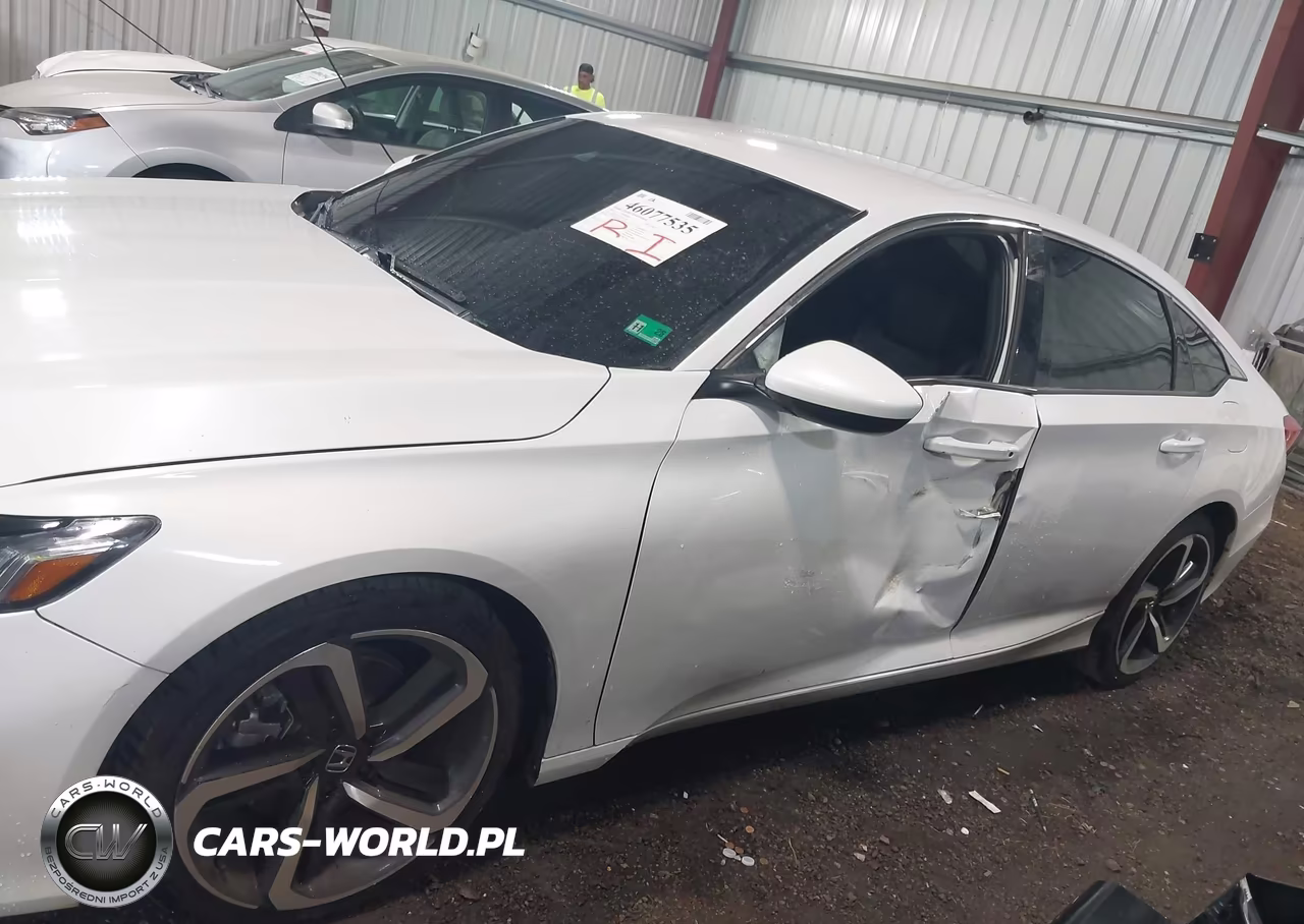 2018 Honda Accord Sport VIN:1HGCV1F35JA255584 - 6