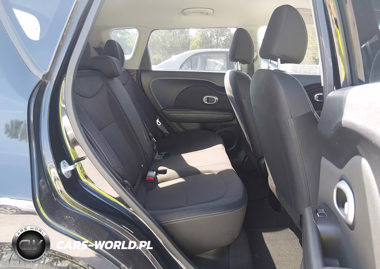2018 Kia Soul VIN:KNDJN2A24J7514914 - 8