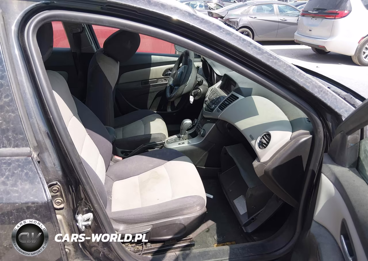 2014 Chevrolet Cruze Ls Auto VIN:1G1PA5SH0E7348304 - 5