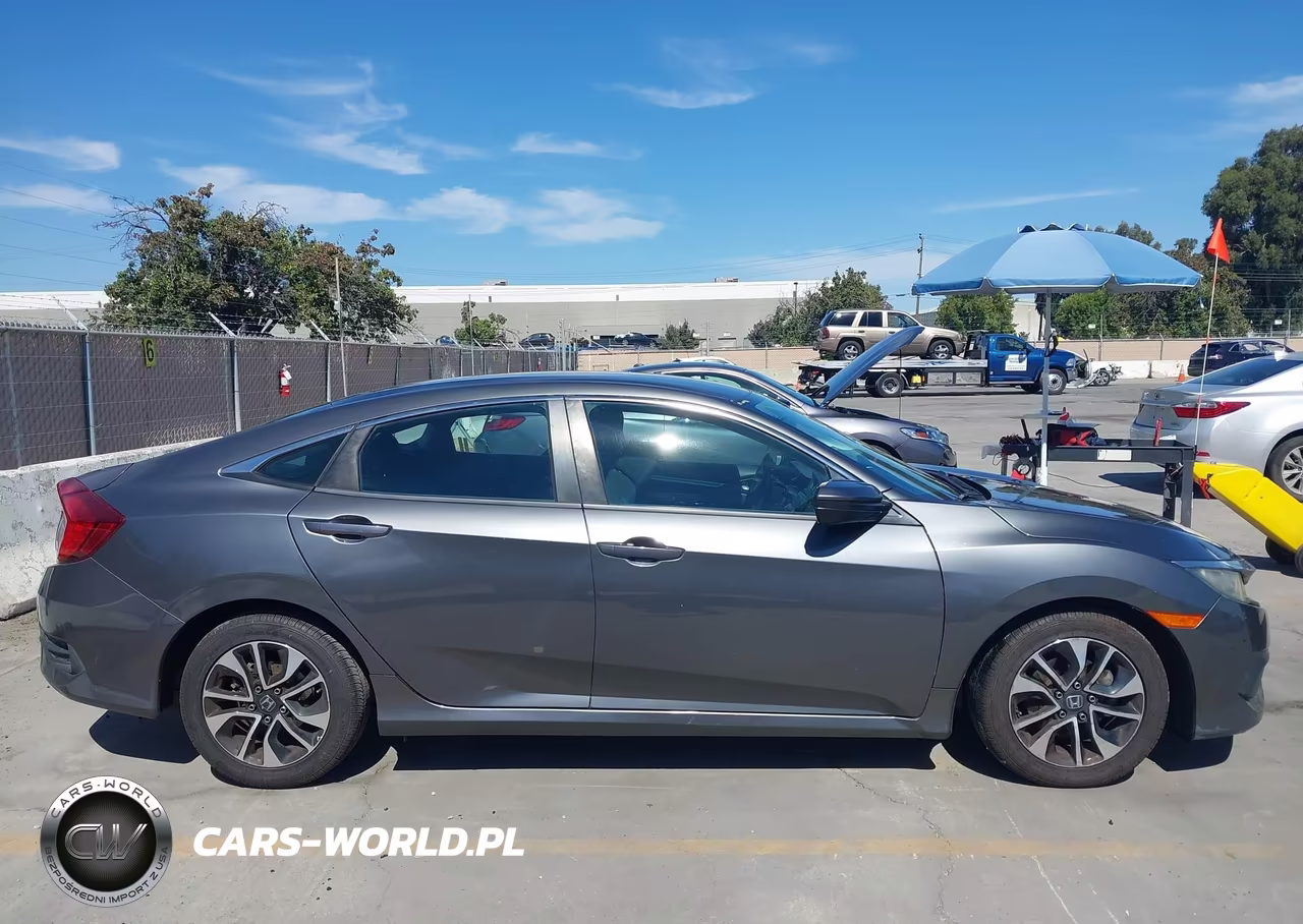 2017 Honda Civic Lx VIN:2HGFC2F57HH513867 - 13