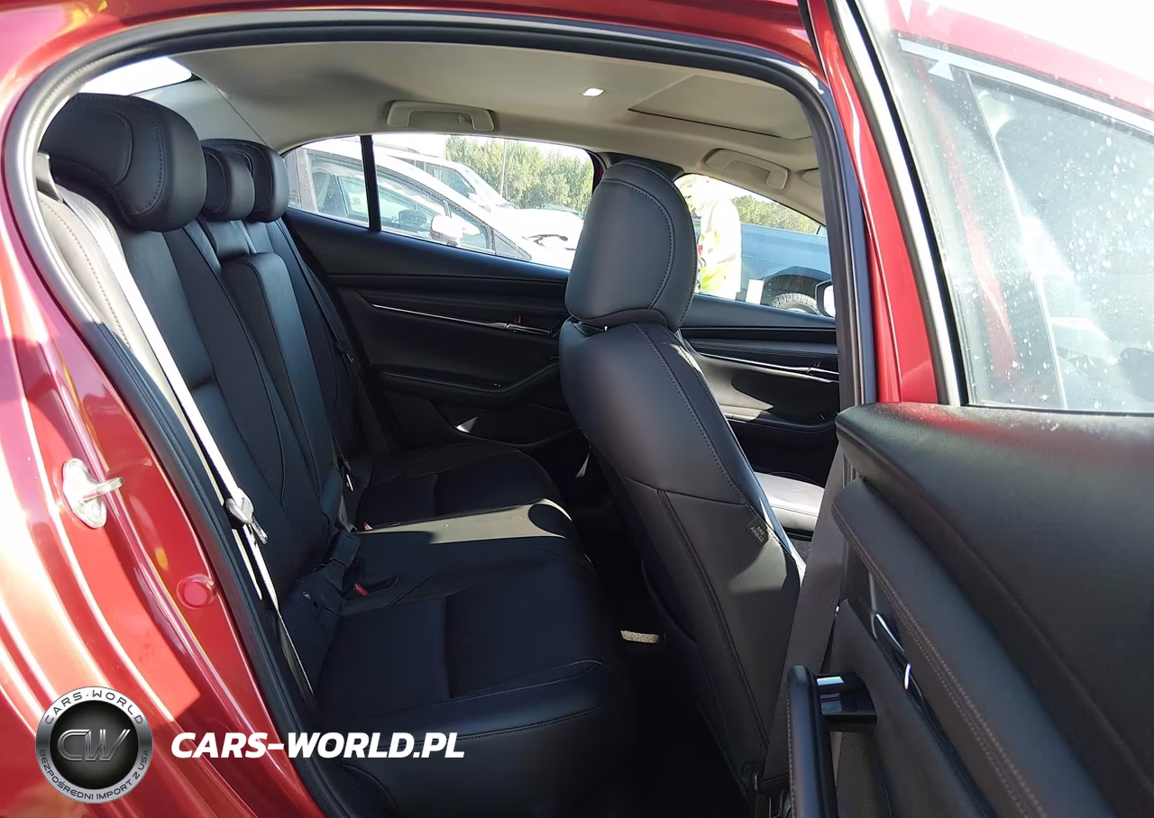 2019 Mazda Mazda3 Premium Package VIN:3MZBPAEM5KM101425 - 8