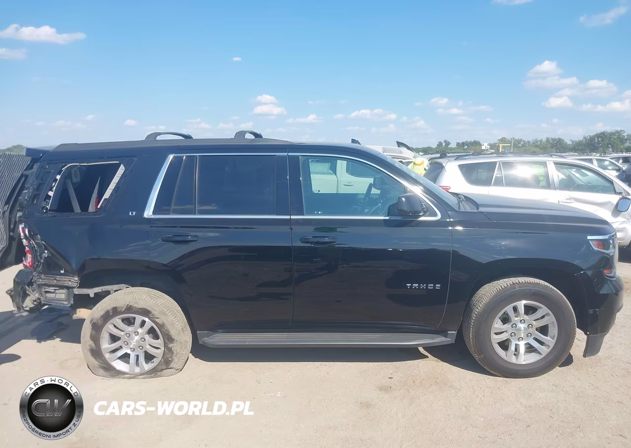 2019 Chevrolet Tahoe Lt VIN:1GNSKBKC1KR133085 - 12