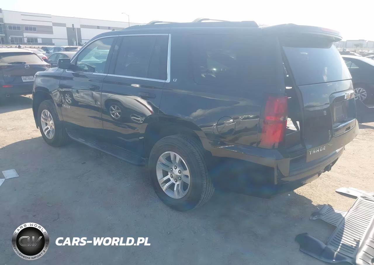 2019 Chevrolet Tahoe Lt VIN:1GNSKBKC1KR133085 - 3
