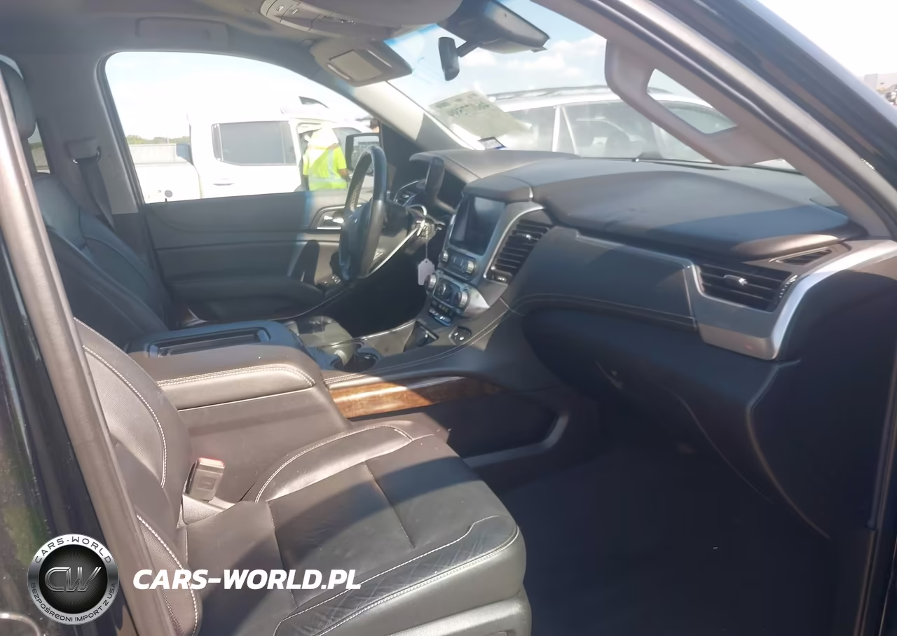 2019 Chevrolet Tahoe Lt VIN:1GNSKBKC1KR133085 - 5
