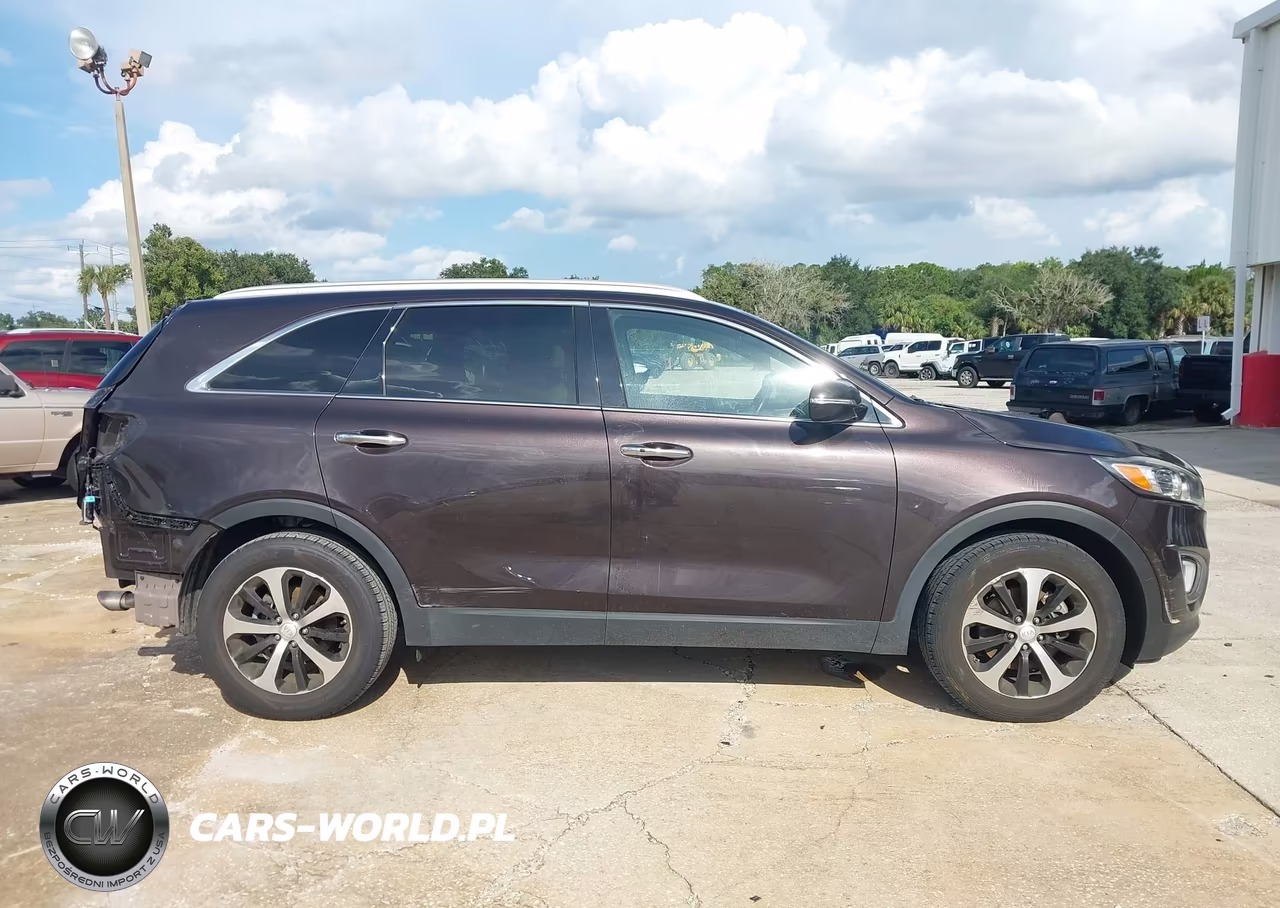 2017 Kia Sorento 2.0T Ex VIN:5XYPH4A13HG245239 - 14