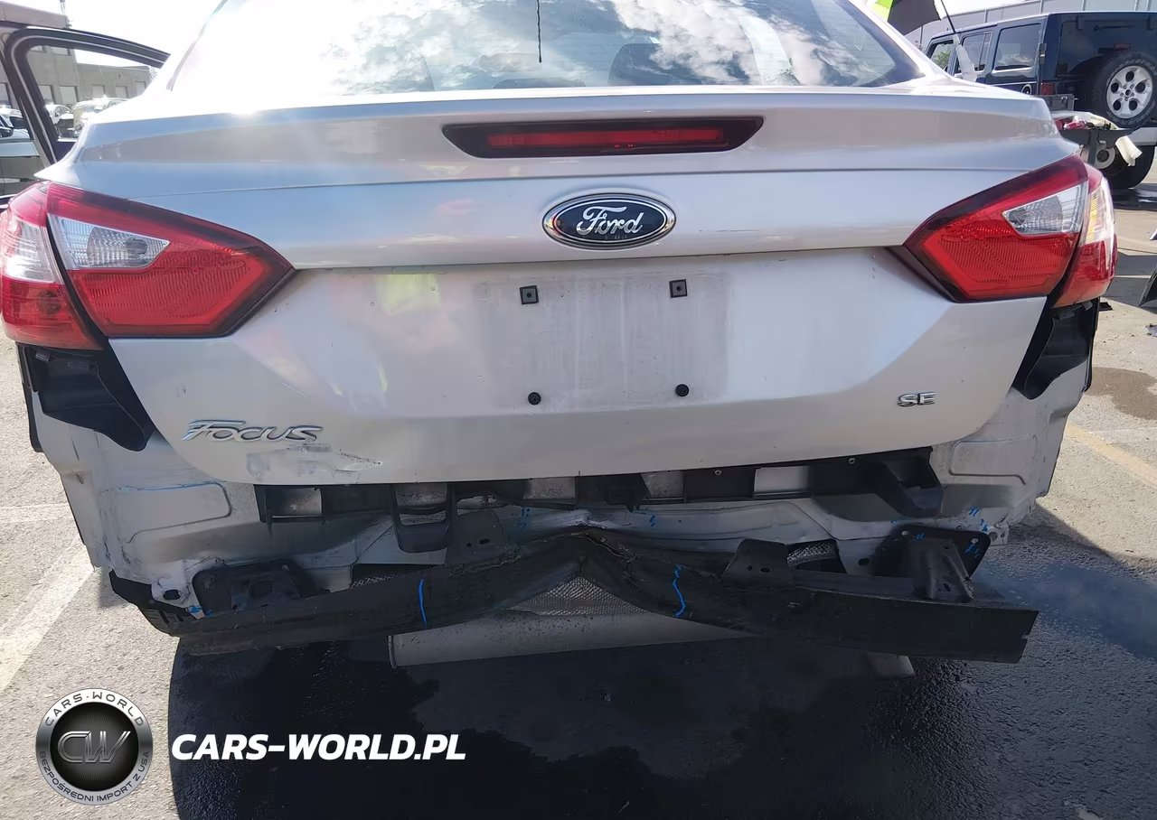 2014 Ford Focus Se VIN:1FADP3F27EL248068 - 6