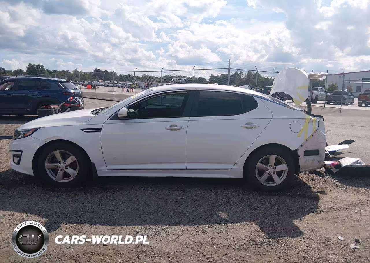 2015 Kia Optima Lx VIN:KNAGM4A76F5608393 - 15