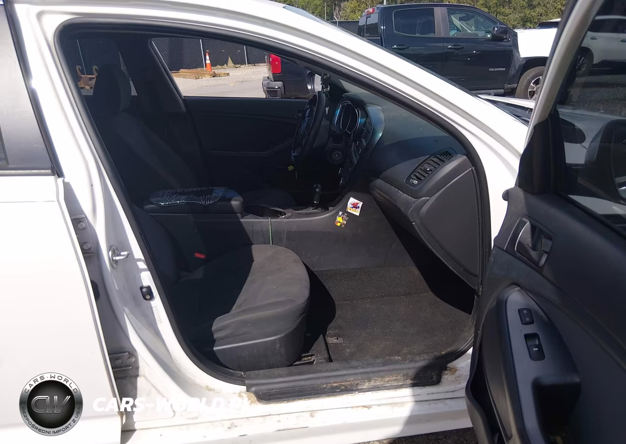 2015 Kia Optima Lx VIN:KNAGM4A76F5608393 - 5