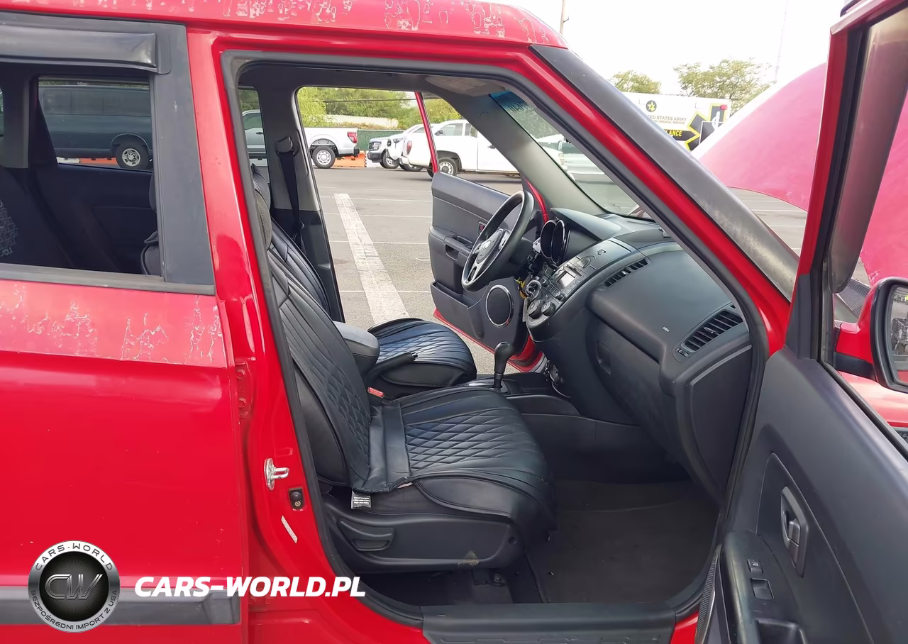 2010 Kia Soul + VIN:KNDJT2A23A7160938 - 5