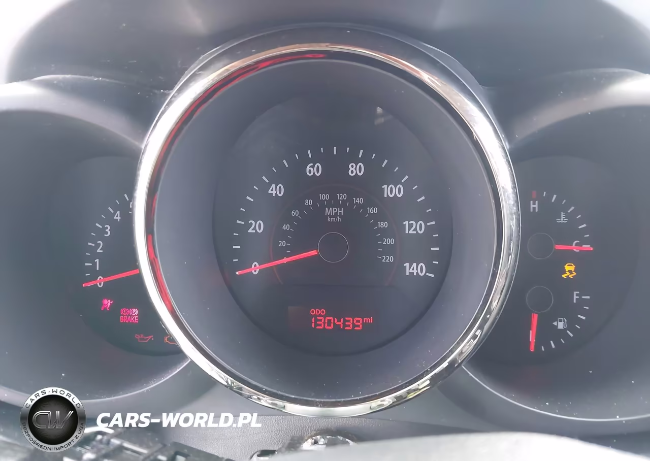 2010 Kia Soul + VIN:KNDJT2A23A7160938 - 7